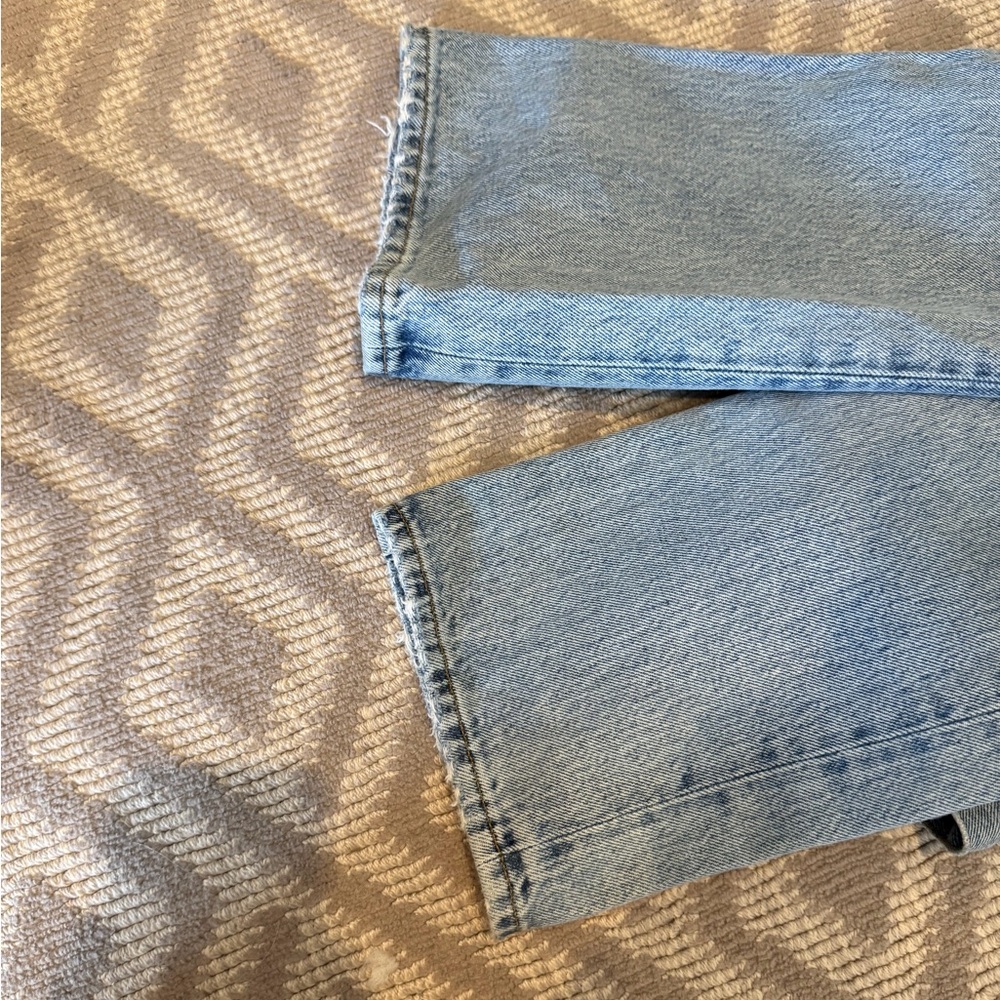 Agolde High Rise Light Blue Jeans - Picture 8 of 8